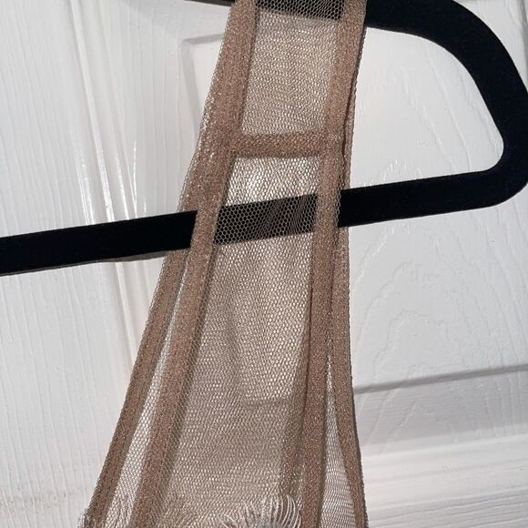 Beige and White Lace Flower Dress Beige and White Lace Flower Dress - Picture 8 of 13